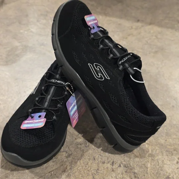 (J31) Skechers Women's Black Athletic Shoes Memory Foam Sz 8 - Picture 2 of 7